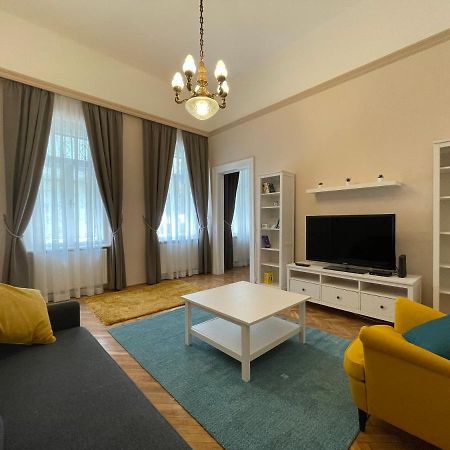 Fullmoon Apartments 1 Сегед Екстериор снимка