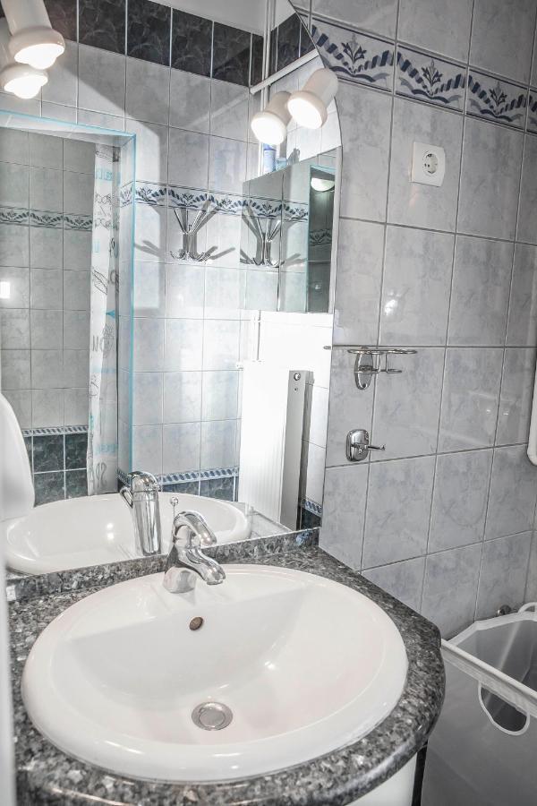 Fullmoon Apartments 1 Сегед Екстериор снимка